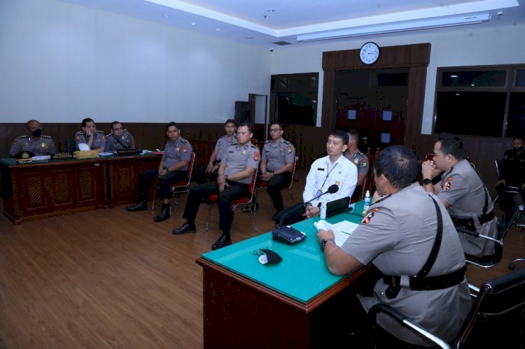 Mantan Kapolres Bandara Soekarno Hatta (Soetta) Kombes Edwin Hatorangan Hariandja menjalani sidang Komisi Kode Etik Polri (KKEP). (Ist)