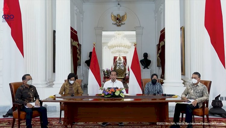Presiden Joko Widodo saat didampingi para menteri saat mengumumkan kenaikan BBM subsidi beberapa waktu lalu/ist