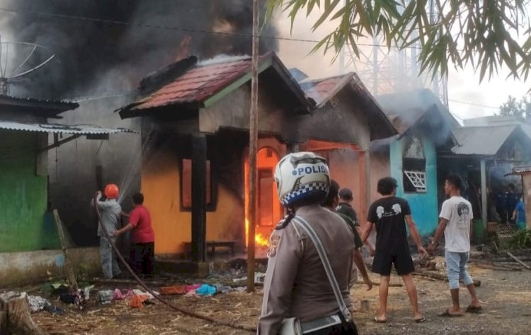Kondisi rumah warga hangus terbakar.(foto Istimewa)