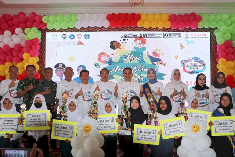 Pj Bupati Muara Enim Kurniawan mengukuhkan Forum Anak Serasan Sekundang/ist