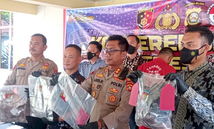 Satuan Reserse Kriminal (Reskrim) Polres Muara Enim berhasil mengamankan yang diduga pelaku penusukan di Taman Adipura Kabupaten Muara Enim/RMOL