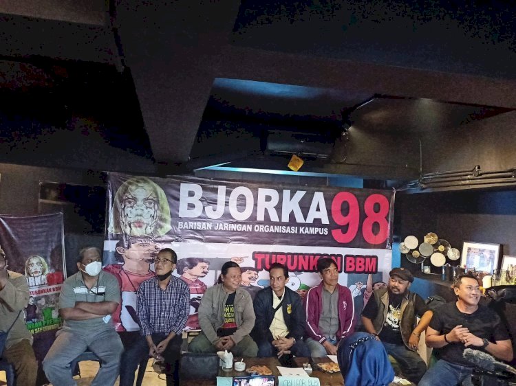 Barisan Jaringan Organisasi Kampus 98 (Bjorka 98) dukung aksi tolak harga bbm naik/RMOL