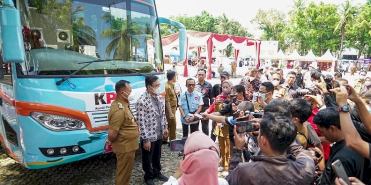 Bus Antikorupsi KPK saat tiba di Lampung Selatan/Net