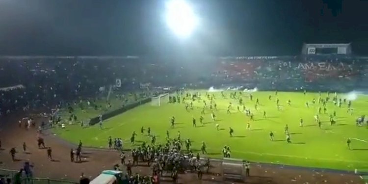 Tragedi di Stadion Kanjuruhan, Malang yang menyebabkan 131 orang meninggal dunia/Net