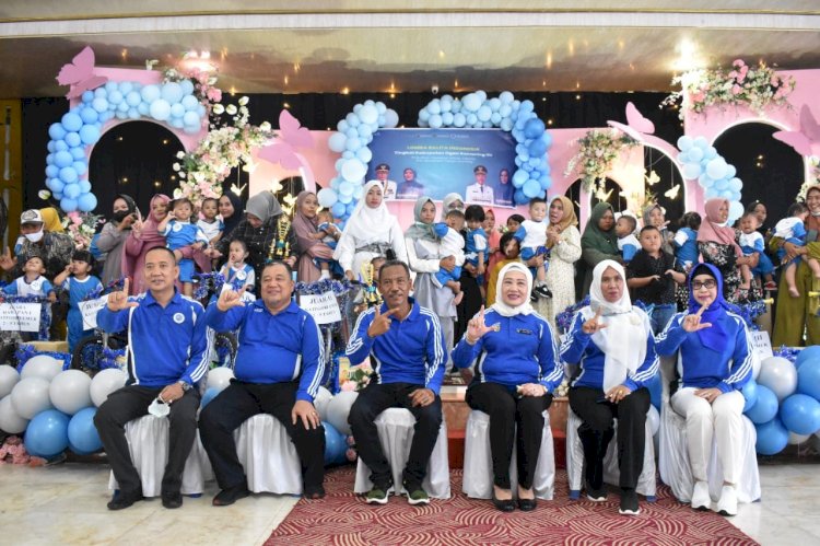 Foto bersama usai kegiatan Lomba Balita Sehat Tingkat Kabupaten Ogan Komering Ilir tahun 2022. (ist/rmolsumsel.id)