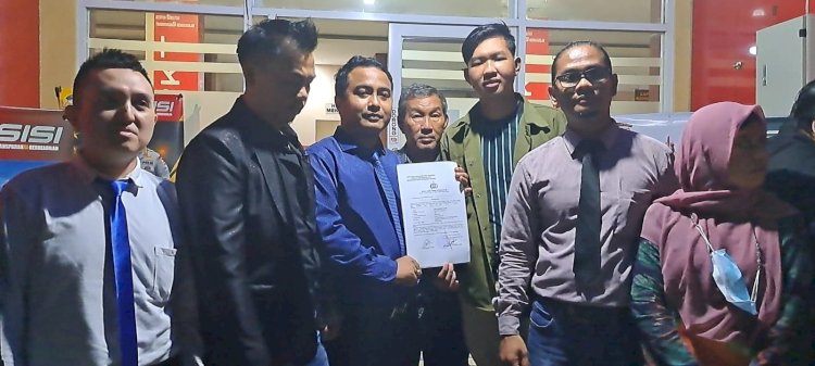  Arya Lesmana Putra (19) mahasiswa Universitas Islam Negeri (UIN) Raden Fatah Palembang korban pengeroyokan ini melapor ke Sentra Pelayanan Kepolisian Terpadu (SPKT) Polda Sumsel Selasa (4/10/2022). (RmolSumsel)