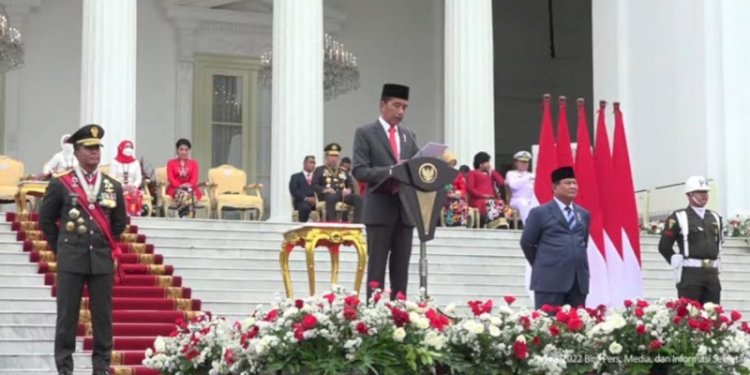 Presiden Republik Indonesia, Joko Widodo menjadi inspektur upacara Peringatan HUT ke-77 TNI di Istana Merdeka, Jakarta/Net