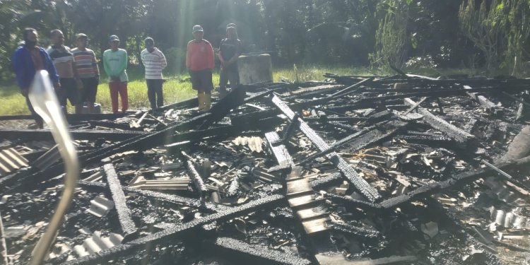 Rumah korban rata dengan tanah usai terbakar, peristiwa itu pula menyebabkan korban meninggal dunia/ist