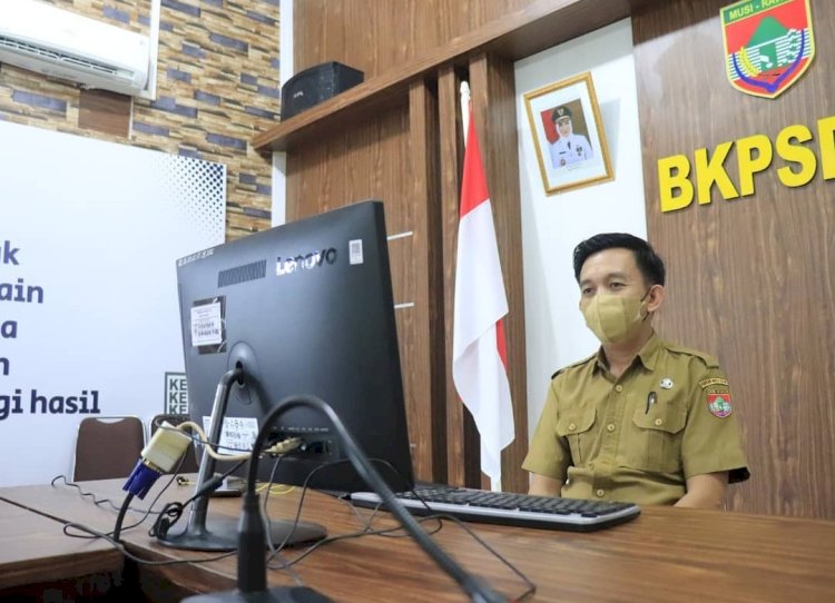 Kabid Pengangkatan dan Pemberhentian Badan Kepagawaian dan Pengembangan Sumber Daya Manusia (BKPSDM) Kabupaten Mura, Weltinus. (ist/rmolsumsel.id)