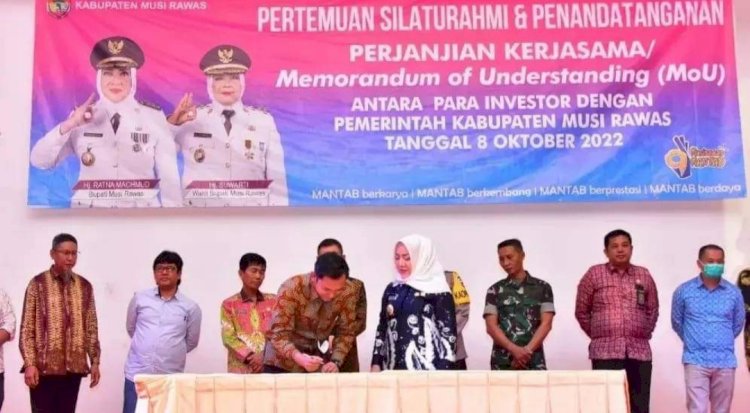 Bupati Mura Ratna Machmud bertemu sejumlah investor dan melakukan MoU dengan Pemkab Mura/ist