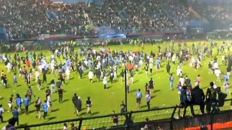 Tragedi di Stadion Kanjuruhan, Malang yang menyebabkan 131 orang meninggal dunia/Net