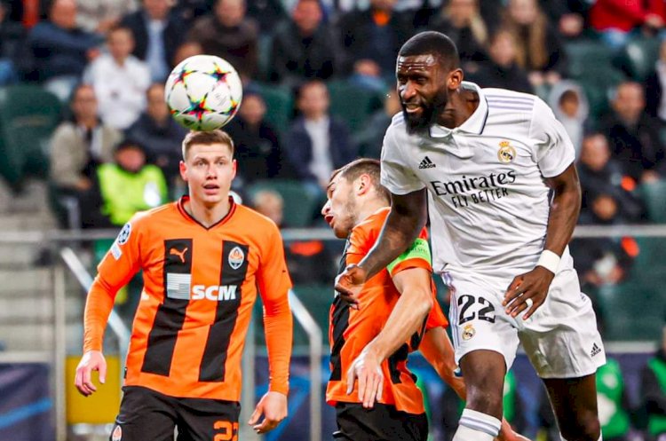 Bek Real Madrid Antonio Rudiger mencetak gol melalui sundulan/ist