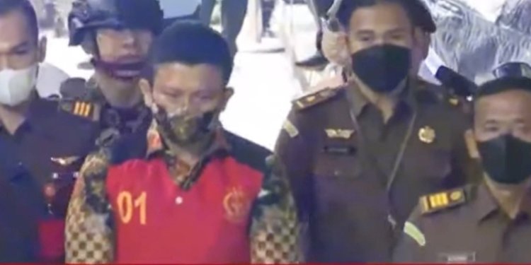 Mantan Kadiv Propam Polri, Irjen Ferdy Sambo menjalani sidang perdana kasus kematian Brigadir J di Pengadilan Negeri Jakarta Selatan/Repro