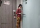 Si Cantik Kebaya Merah eks Pasien RSJ Surabaya