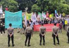 Puluhan Orang Geruduk KPK, Desak Kabareskrim Komjen Agus Andrianto Segera Ditangkap