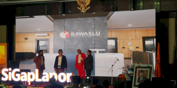 Bawaslu saat meluncurkan SiGapLapor/Net