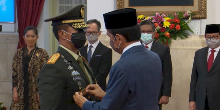 Jenderal Andika Perkasa saat dilantik Presiden Ir Joko Widodo/ist