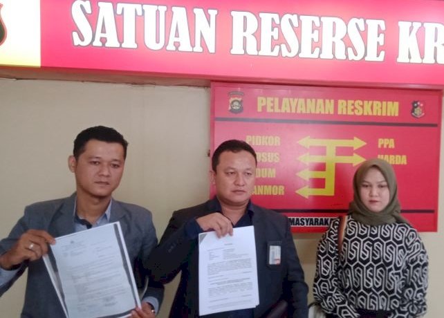 Kuasa Hukum korban  Anuar Sadat ketika ditemui di kantor Polrestabes Palembang, Senin (14/11) (ist/rmolsumsel.id)