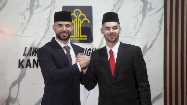 Jordi Amat dan Sandy Walsh resmi berstatus WNI/Foto: PSSI