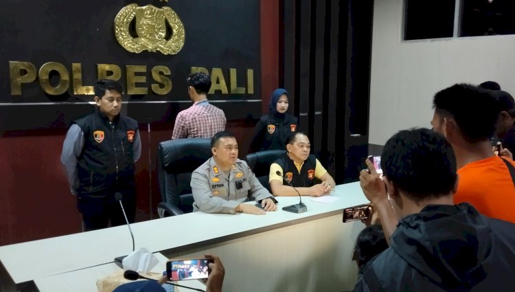 Kapolres PALI  AKBP Efrannedy saat melakukan konfrensi terkait diamankannya Kades Purun Timur/RMOL