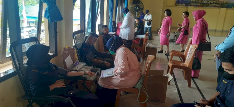 Polairud Polda Sumsel menggelar aksi donor darah untuk membantu korban gempa Cianjur dan HUT ke-72 Polairud/ist.