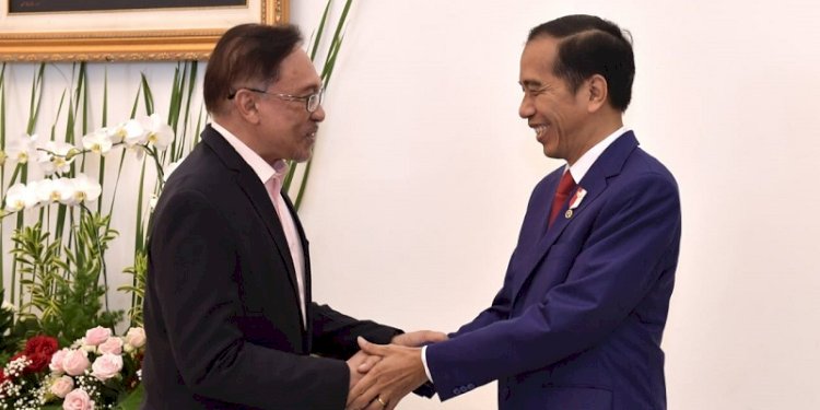 Anwar Ibrahim sebelum menjadi Perdana Menteri Malaysia dan Presiden RI Joko Widodo/Net