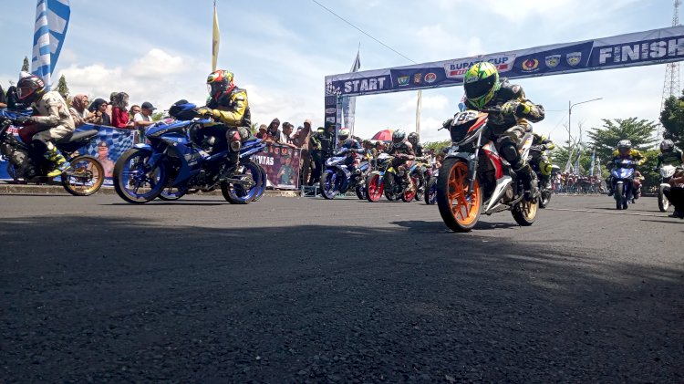 Road Race Bupati Cup Muara Enim yang diikuti ratusan pebalap sukses digelar/Noviansyah