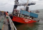 Diterjang Gelombang Tinggi Kapal ARK Shiloh Karam di Perairan Ambang Luar Sungsang 
