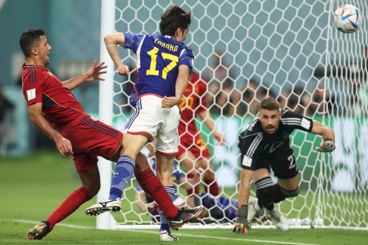 Pemain Jepang, Ao Tanaka menjebol gawang Spanyol sekaligus meraih kemenangan/net