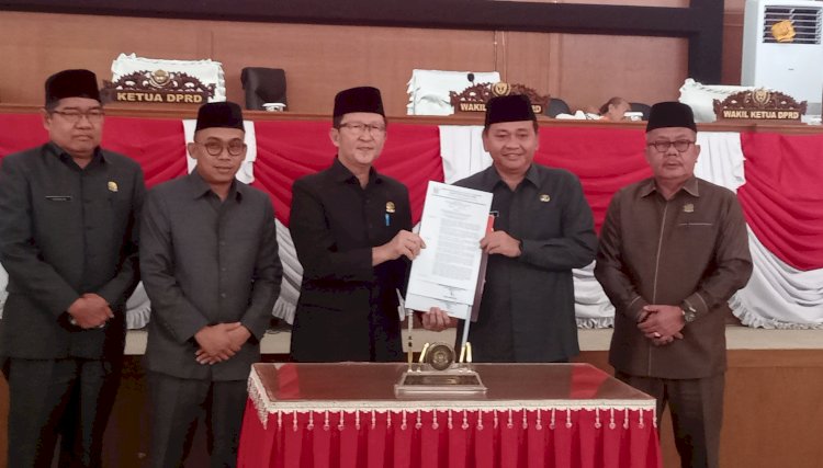 Kesepakatan dituangkan dengan penandatanganan nota kesepakatan dan keputusan DPRD tentang Propemperda 2023.
