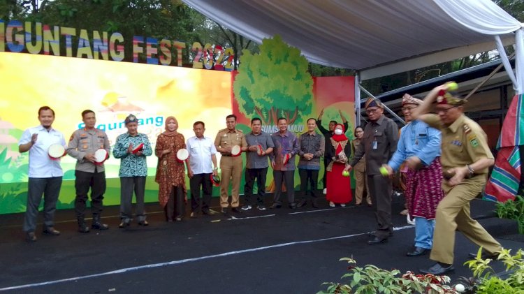 Sultan Palembang Darussalam, Sultan Mahmud Badaruddin (SMB) IV Jaya Wikrama R.M.Fauwaz Diradja,S.H.M.Kn di pembukaan Siguntang Fest 2022/ist