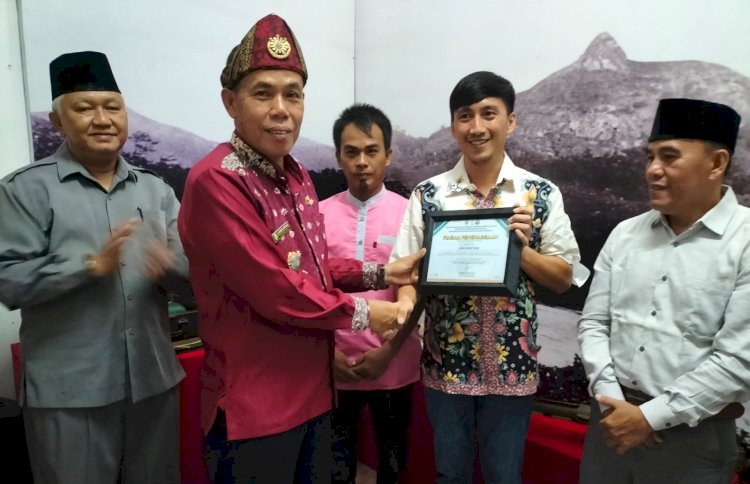 Pemberian penghargaan kepada mereka yang telah menghibahkan benda sejarah dan budaya/ist