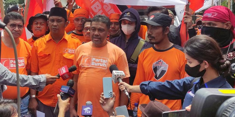 Presiden Partai Buruh, Said Iqbal saat menggelar aksi unjuk rasa di kawasan Patung Kuda Arjuna Wiwaha, Jakarta Pusat/RMOL