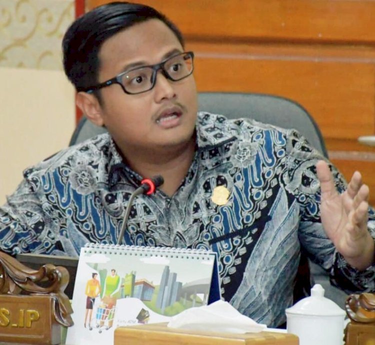 Anggota DPRD Sumsel dari fraksi Demokrat Azmi Sofix. (ist/RmolSumsel.id)