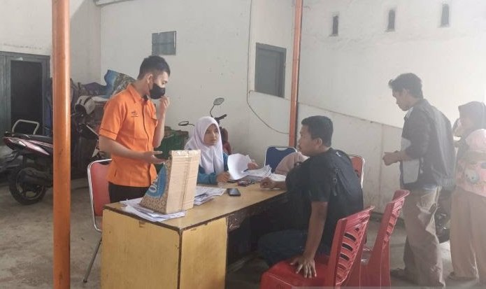 Tampak warga sedang antre untuk mengambil BSU di Kantor Pos Baturaja/ist