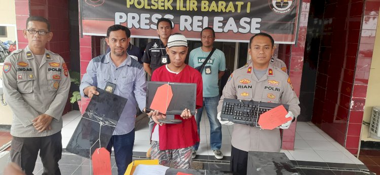Pelaku saat diamankan pihak kepolisian. (Ist/Rmolsumsel.id). 
