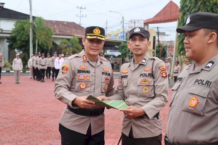 Puluhan personel Polres Muba menerima penghargaan/ist.