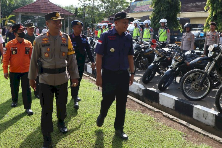 Polres OKU Timur melaksanakan Apel Gelar Pasukan Ops Lilin Musi 2022/ist