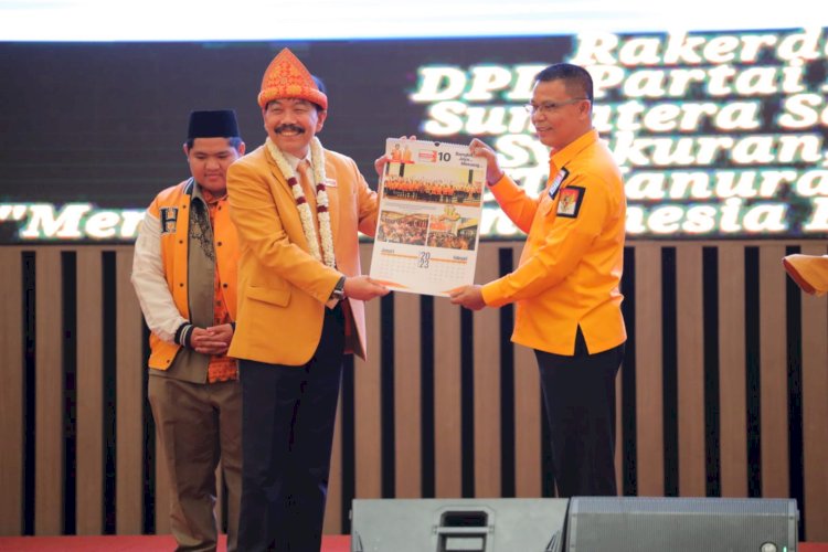 DPD Partai Hati Nurani Rakyat (Hanura) Provinsi Sumatera Selatan menggelar Rapat Kerja Daerah (Rakerda) Ke 2  serta Ulang Tahun (Ultah)  ke-16, Partai Hanura dengan tema "Membangun Indonesia Dengan Hati Nurani" di Ballroom Hotel Aryaduta  Palembang, Selasa (27/12) (ist/rmolsumsel.id)   