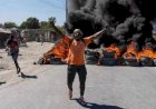 10 Aparat Dibunuh Geng Bersenjata, Polisi Haiti Geruduk Rumah Perdana Menteri