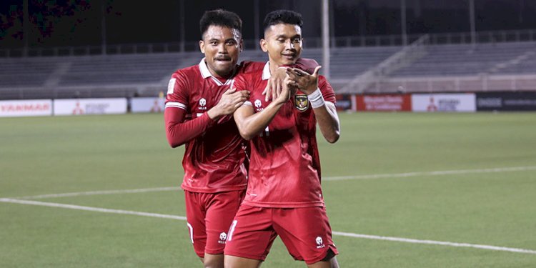 Dendy Sulistyawan (kanan) mengakui Timnas Indonesia harus membenahi ketajaman di lini depan/PSSI