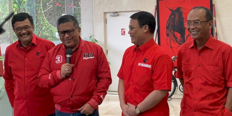 Sekjen PDIP Hasto Kristiyanto (kedua dari kiri)/RMOL