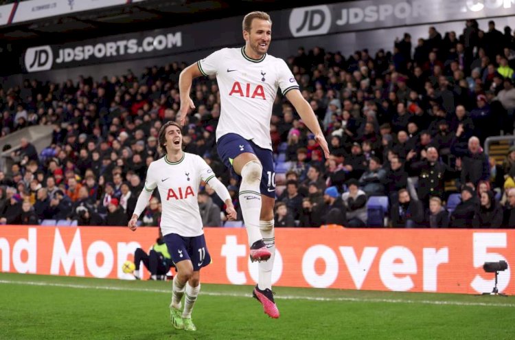 Harry Kane memborong dua gol dalam laga tadi malam/net