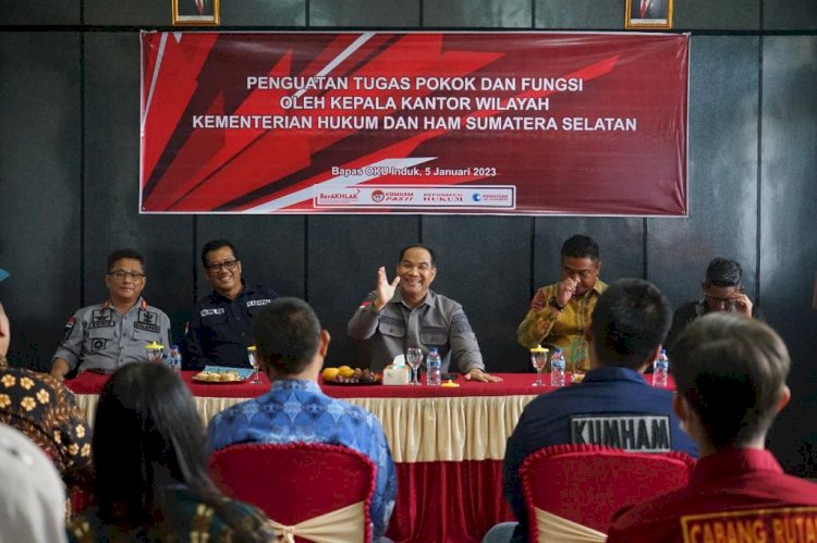 Kepala Kantor Wilayah Kementerian Hukum dan HAM Sumatera Selatan, Ilham Djaya memberikan Penguatan Tugas Pokok dan Fungsi/ist