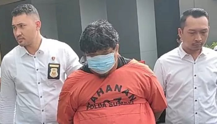 Tersangka Pedofilia berinisial BH saat ditangkap Ditreskrimsus Polda Sumsel/ist