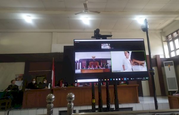 Terdakwa Ahmad Najib saat menjalani persidangan di Pengadilan Tipikor Palembang/ist