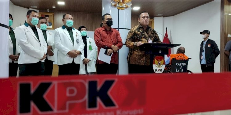Ketua KPK, Firli Bahuri mengumumkan penahanan Gubernur Papua Lukas Enembe/RMOL