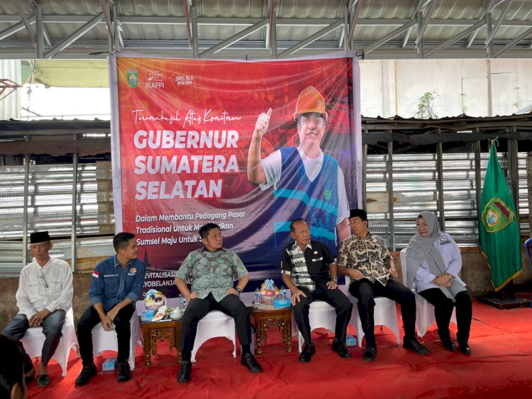 Syukuran pedagang atas Revitalisasi Pasar Cinde diselenggarakan oleh IKKAPI DPW Sumsel di Pasar Cinde Palembang, Jum'at (13/1). (ist/rmolsumsel.id). 