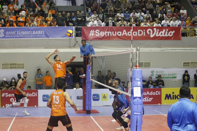 BNI 46 mengalahkan tuan rumah Palembang Bank SumselBabel/Foto:Proliga