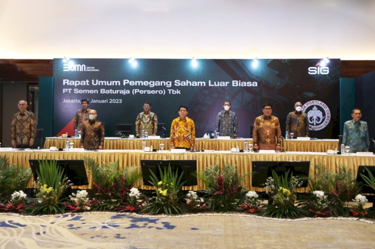 Rapat Umum Pemegang Saham Luar Biasa (RUPSLB) yang digelar di Hotel Sari Pacific Jakarta. 